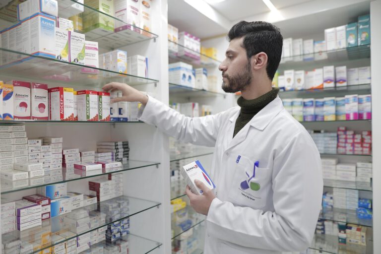 Reiseapotheke Oman: Alles, was du über Medikamente und Einfuhrbestimmungen wissen musst